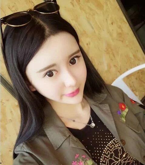 小妞爆料薇薇图片视频网,薇薇图片视频网独家内容大揭秘  第2张 小妞爆料薇薇图片视频网,薇薇图片视频网独家内容大揭秘  第2张