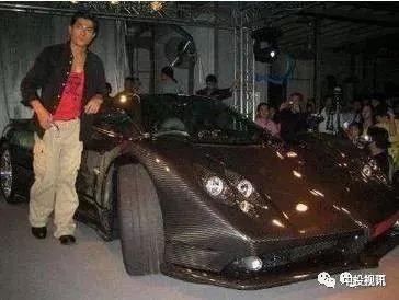 娱乐圈吃瓜兄弟是谁啊图片,他是谁?  第3张 娱乐圈吃瓜兄弟是谁啊图片,他是谁?  第3张